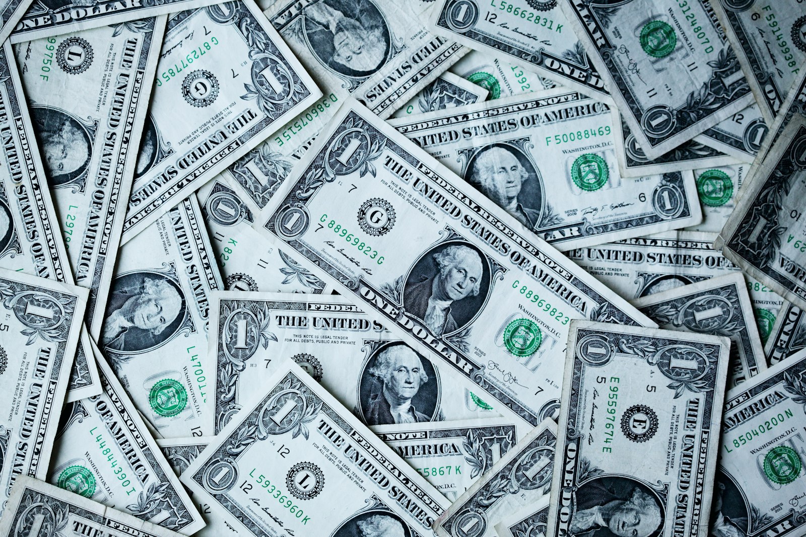 How to Build a Dividend Portfolio for Monthly Income